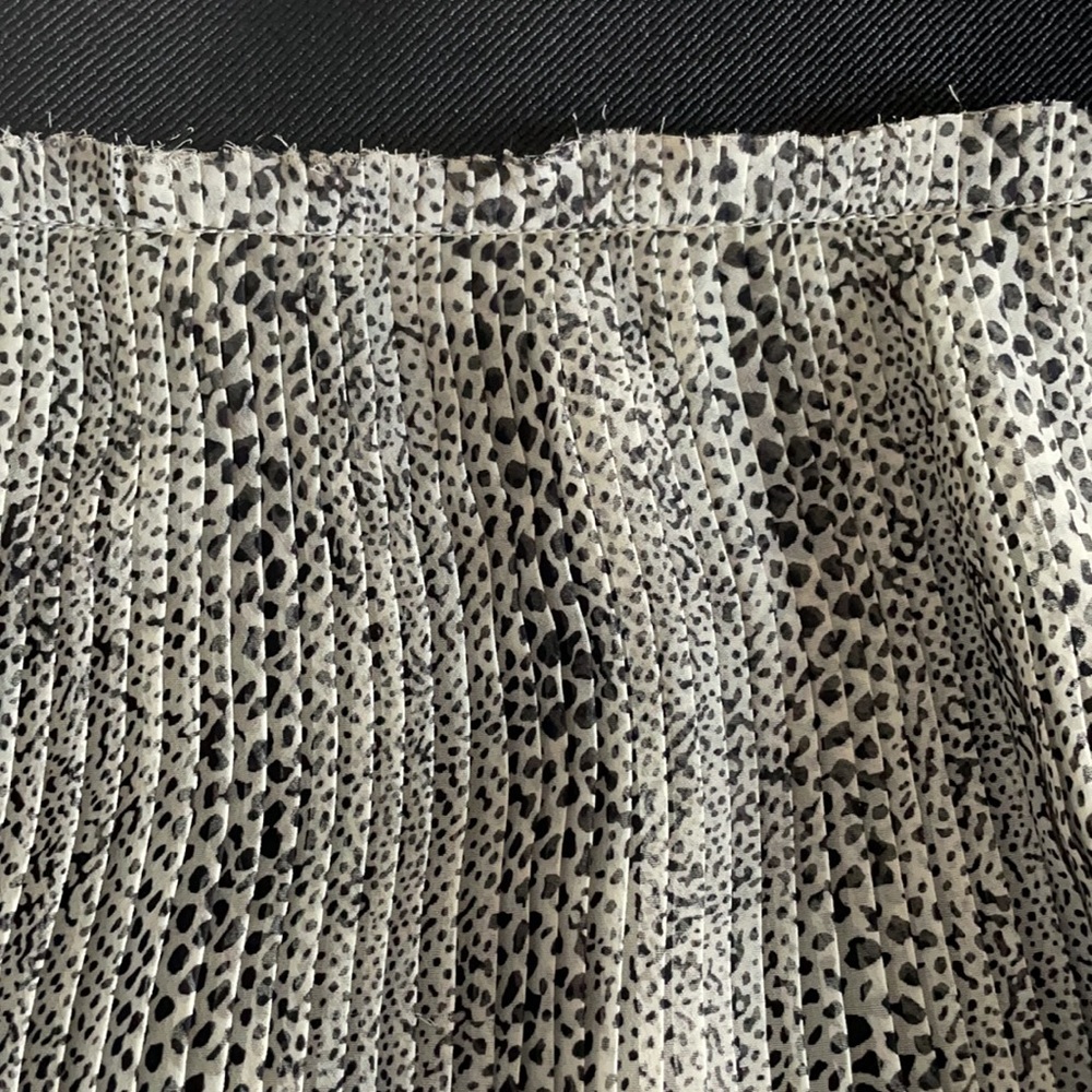 Mini skirt - Picture 4 of 6